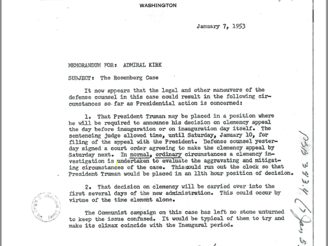 Psychological Strategy Board memorandum discussing government strategy and public response to the Rosenberg case.